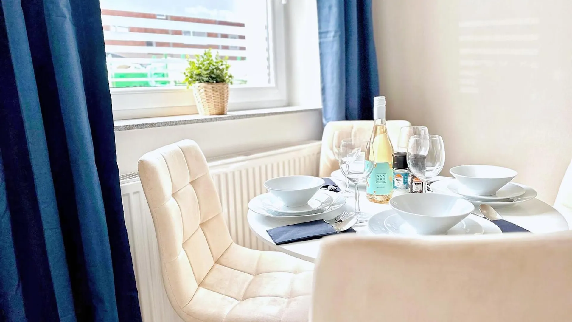Stylisches 2-Zimmer Ambient Apartment In Alsternaehe Mit Kingsize-Bett & Schlafsofa Hamburg